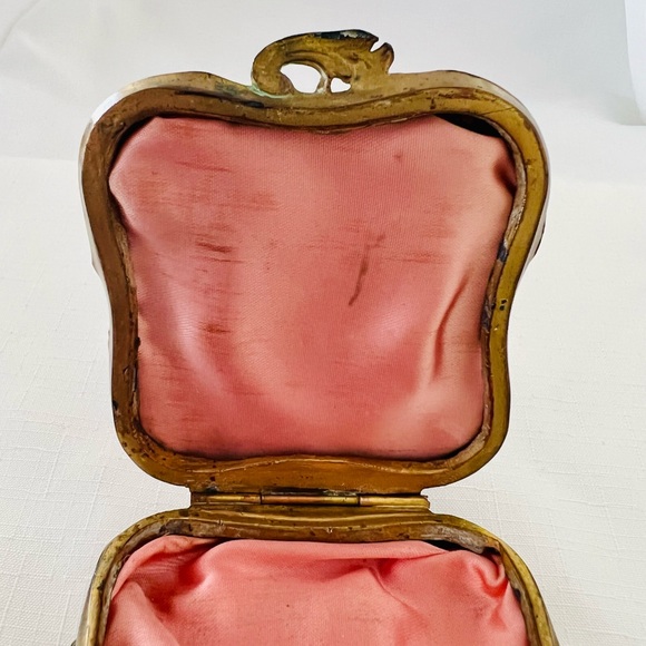 Metal Jewelry Box / Art Nouveau / Vintage / Host Pick - Picture 5 of 13